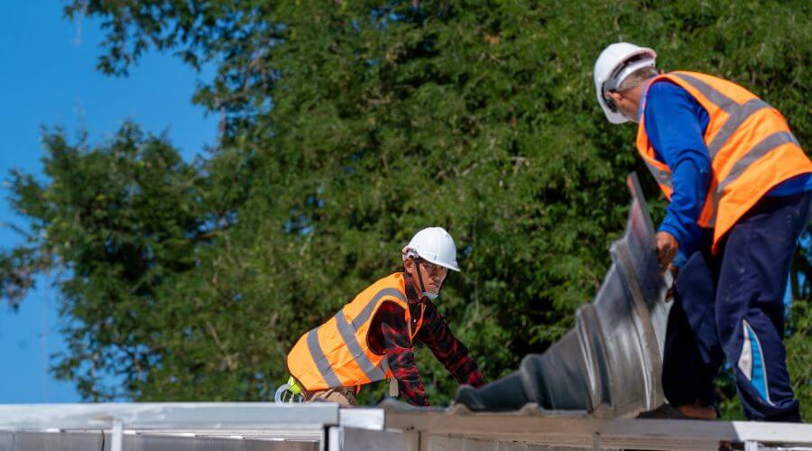 Expert top industrial roofings services in Blue Mounds, WI